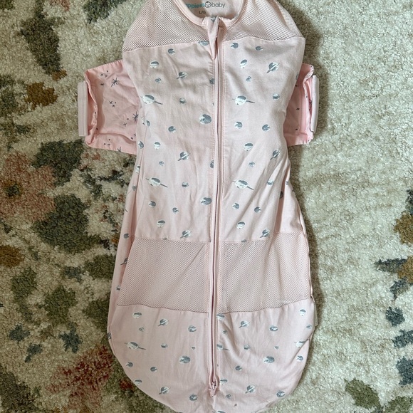 Snoo Smart Sleeper Sack and Fitted Sheet Set - Picture 5 of 6